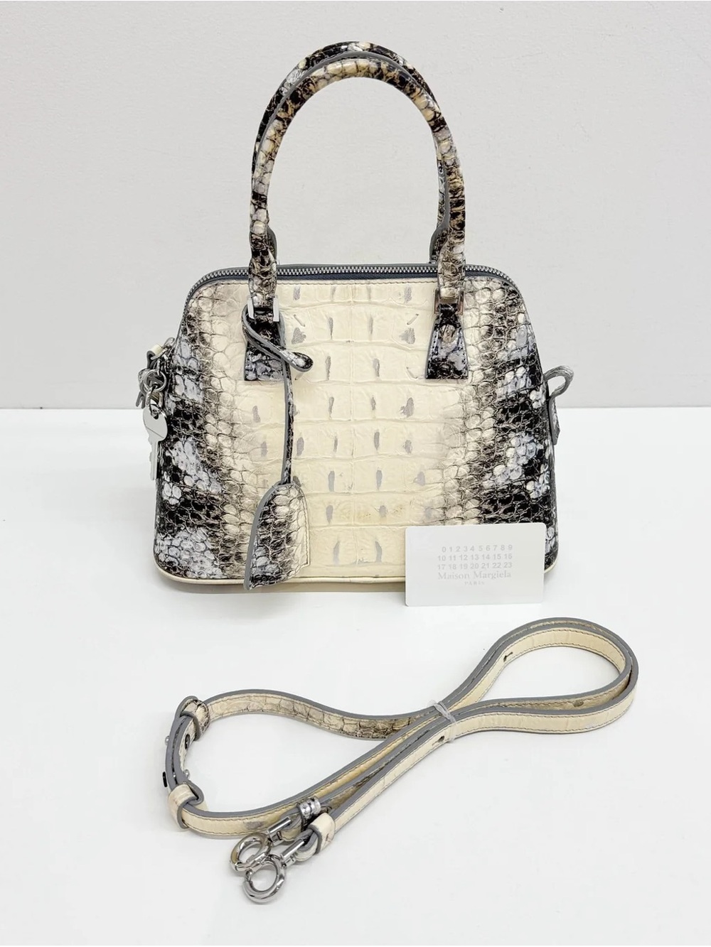 Authentic Margiela 5AC White Embossed Crocodile Leather Two Way Bag - Picture 4 of 10